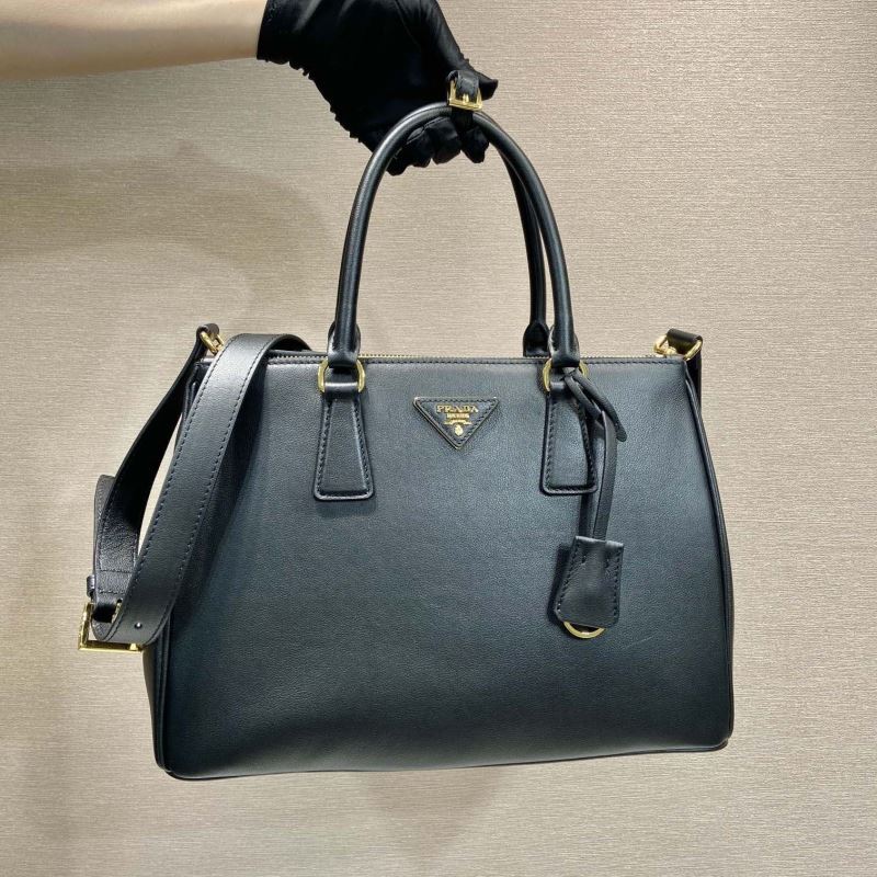 Pra*a top handle bags